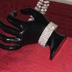 6/$20 Rhinestones Bracelet